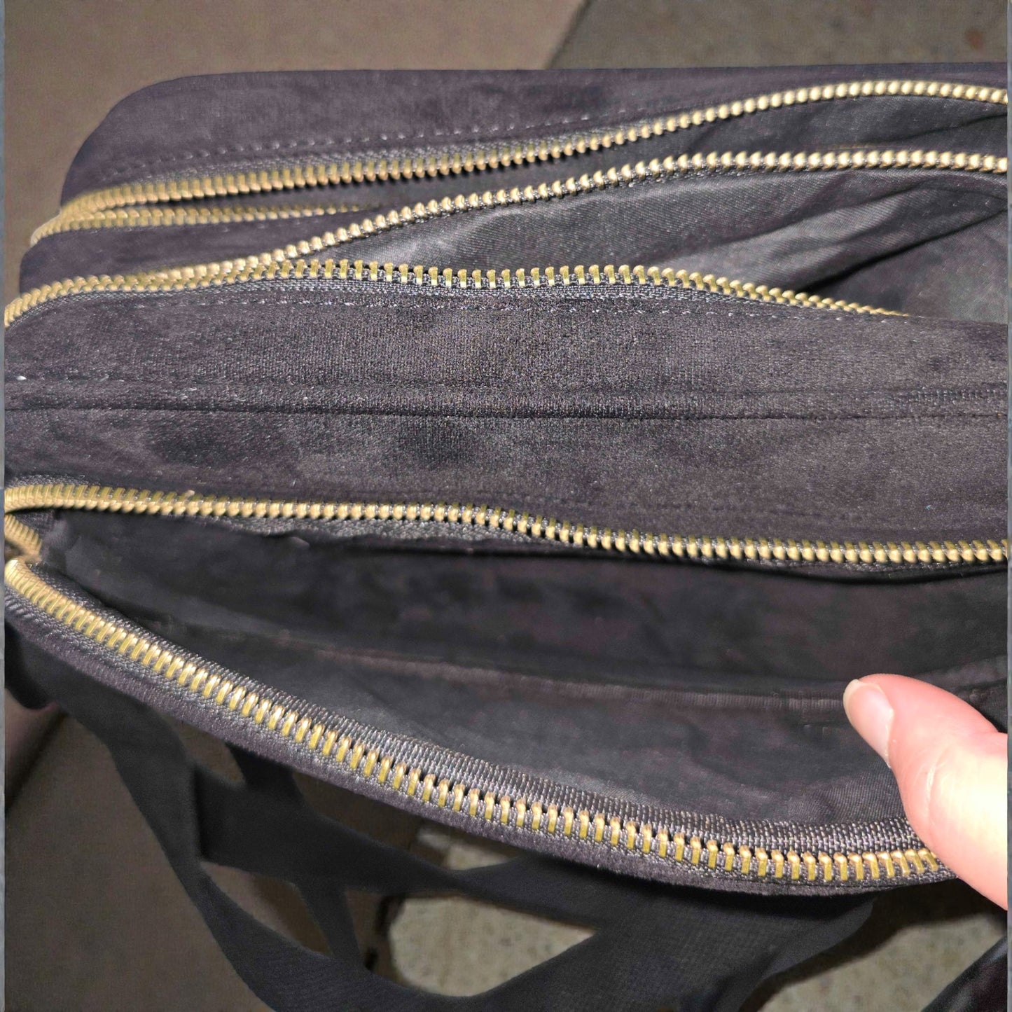 Umhängetasche „Linea Compact“