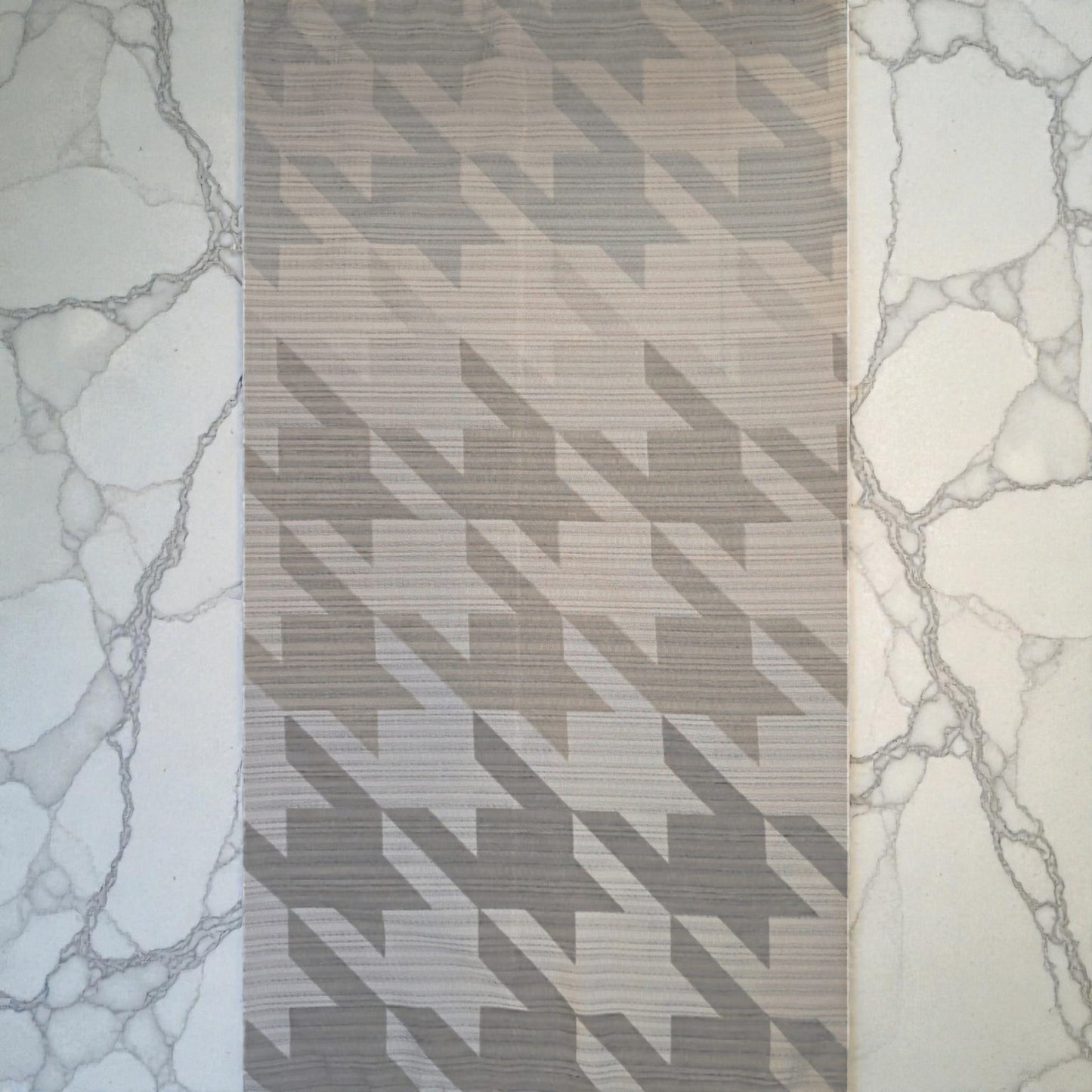 Weicher gestreifter Schal